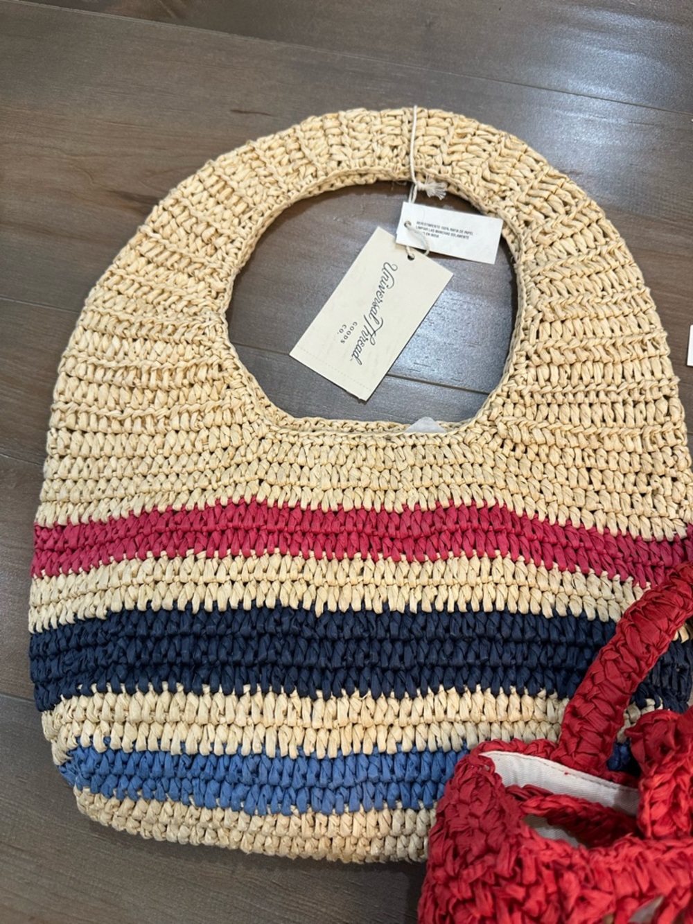 Universal Thread Set of 3 Bags - Picture 3 of 7